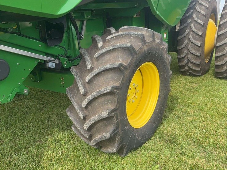 2013-john-deere-s670-image-18