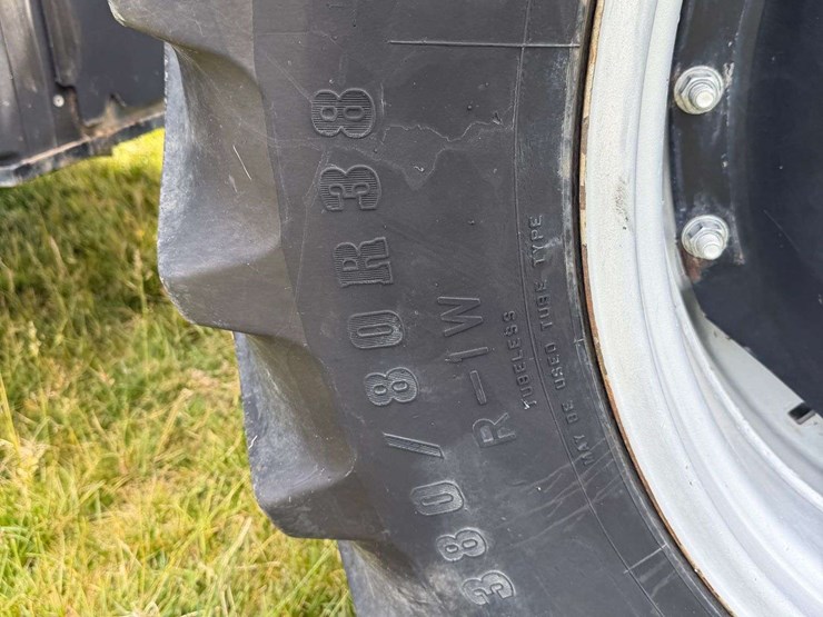 2014-case-ih-magnum-290-image-57