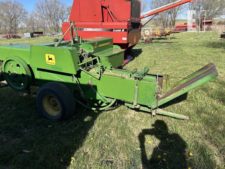 john-deere-336-image-7