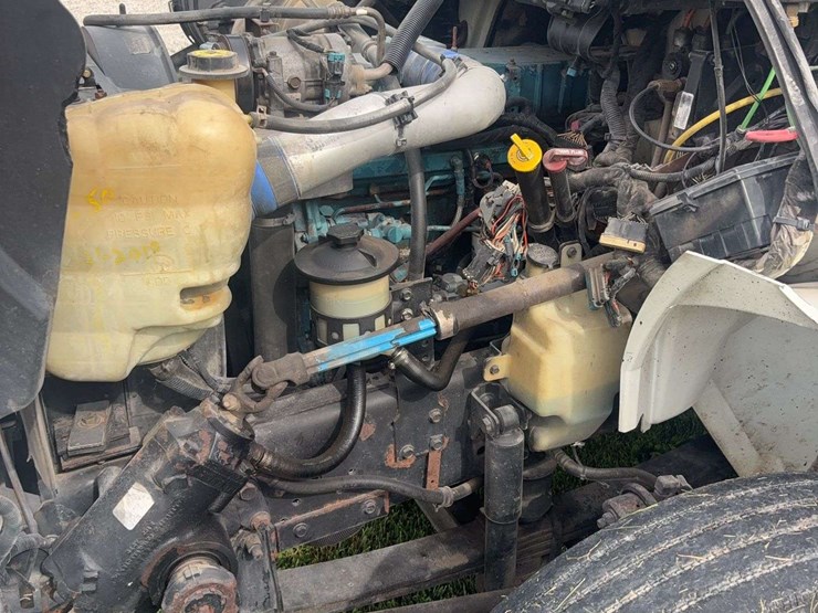 2003-international-durastar-4400-image-26