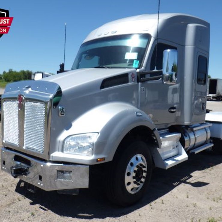 2019 KENWORTH T880