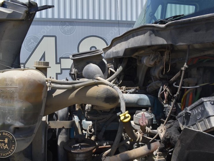 2007-international-durastar-4400-image-31