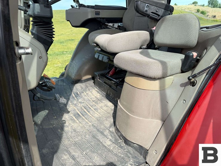 2012-case-ih-magnum-340-image-61