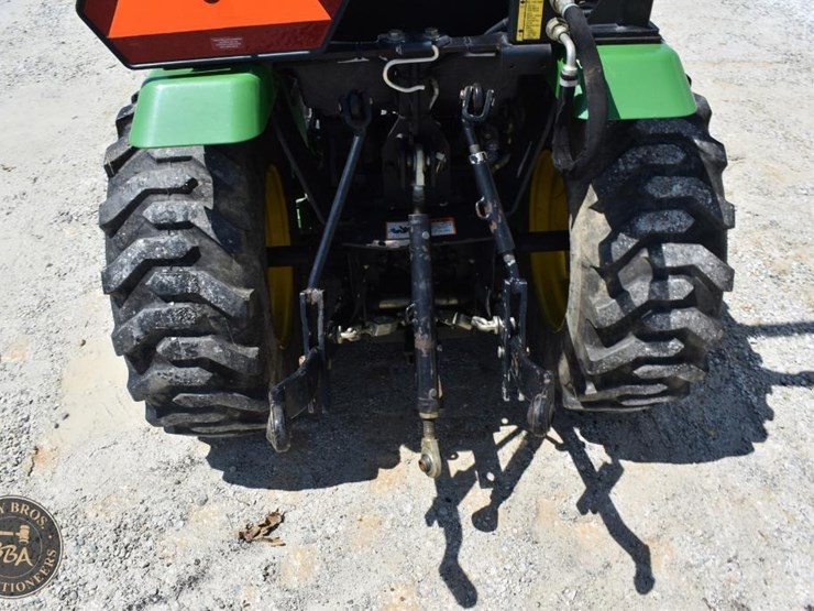 2007-john-deere-2320-image-26