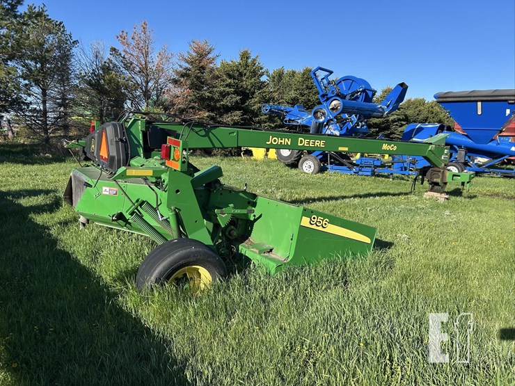 2011-john-deere-956-image-3