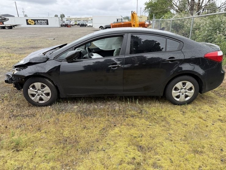 2016-kia-forte-sedan-image-6