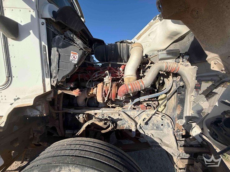 2013-kenworth-t660-image-5