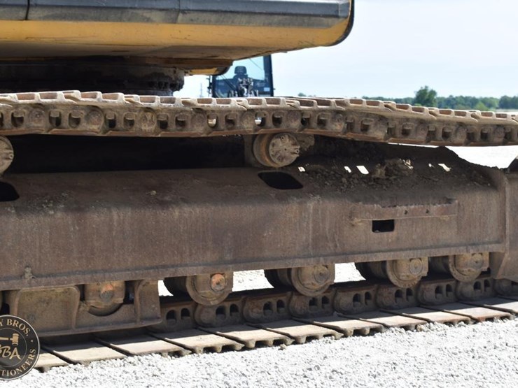 2005-caterpillar-320cl-image-46