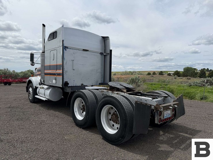 1993-kenworth-t800-image-4