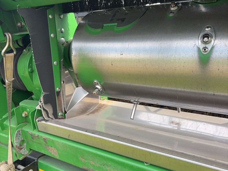 2014-john-deere-635f-image-11