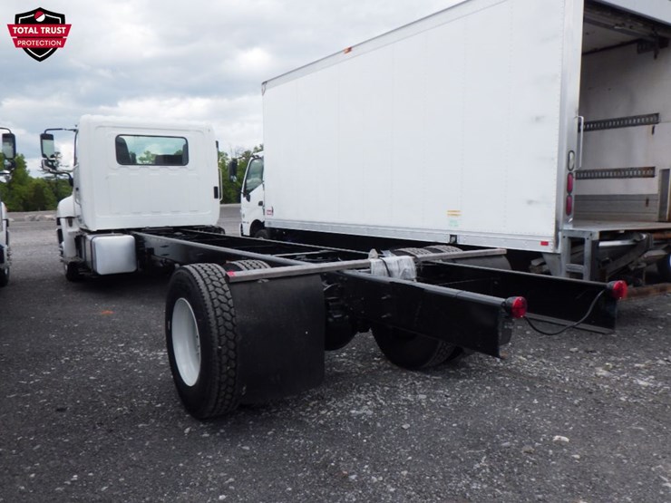 2019-hino-338-image-10
