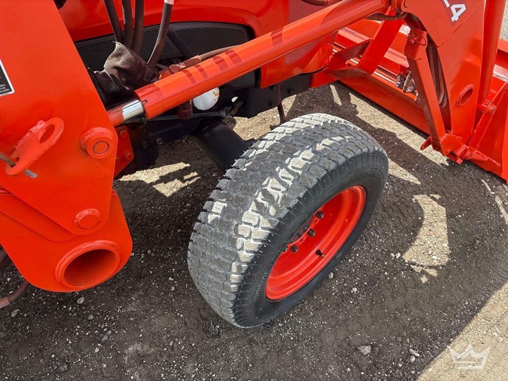kubota-l3800-image-14