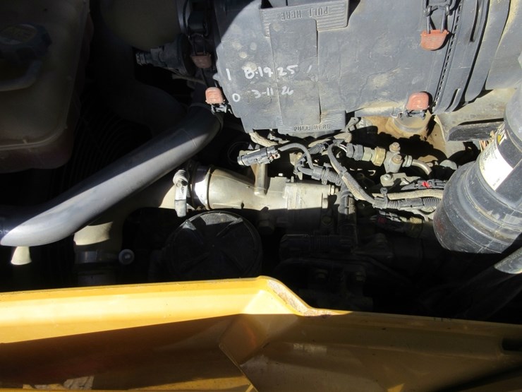 2013-caterpillar-420f-image-5