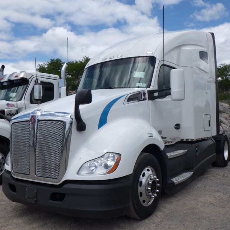 2016 KENWORTH T680