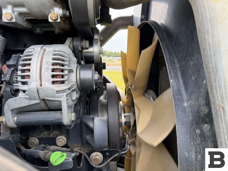 2015-case-ih-steiger-420-rowtrac-image-82