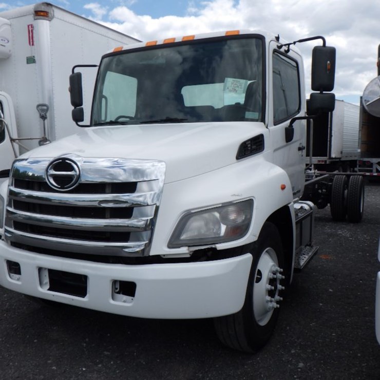 2019 HINO 338