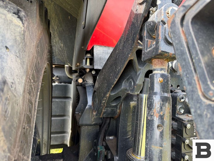 2014-case-ih-magnum-260-cvt-image-41
