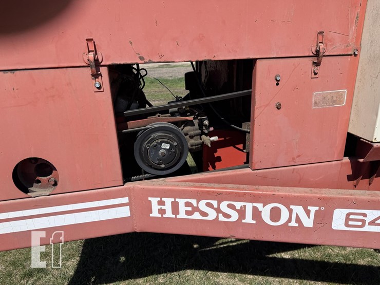 hesston-6400-image-3