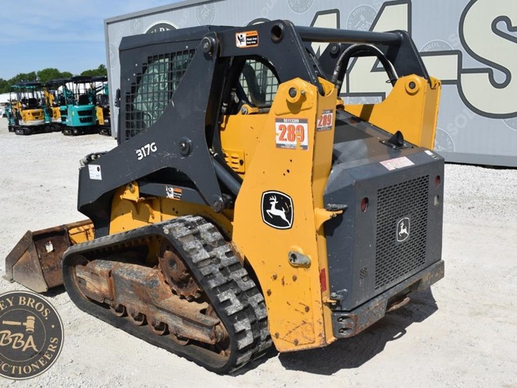 2019-deere-317g-42975-image-13