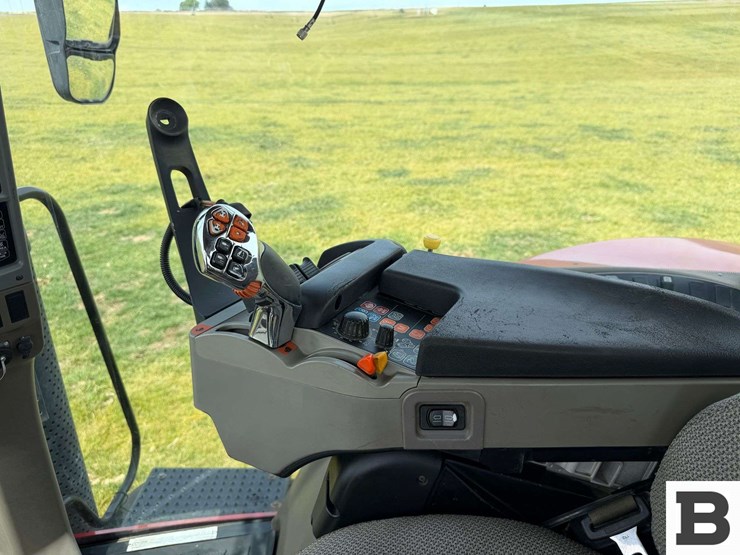 2014-case-ih-magnum-200-cvt-image-89