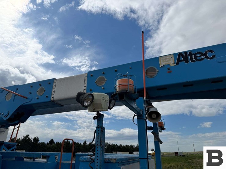 2013-altec-am55-image-25