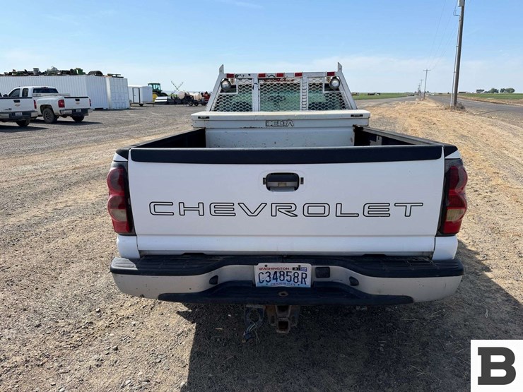 2005-chevrolet-silverado-1500-image-4