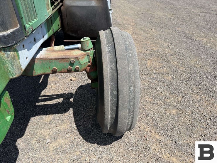 1997-john-deere-6400-image-12