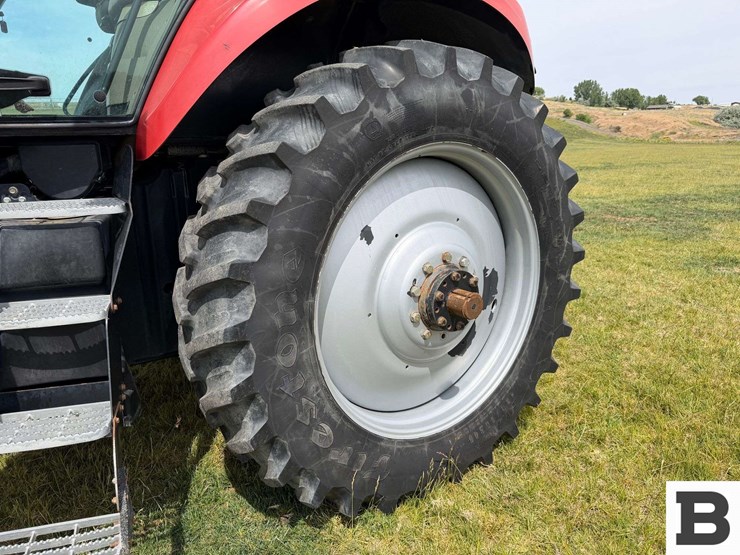 2014-case-ih-magnum-200-cvt-image-32