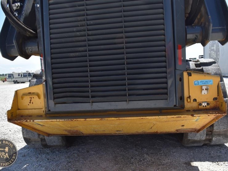 2019-deere-333g-image-27