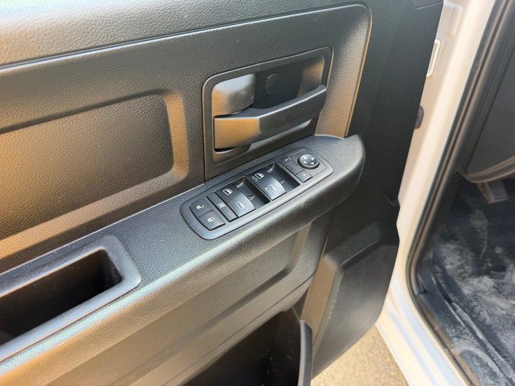 2019-dodge-1500-image-9