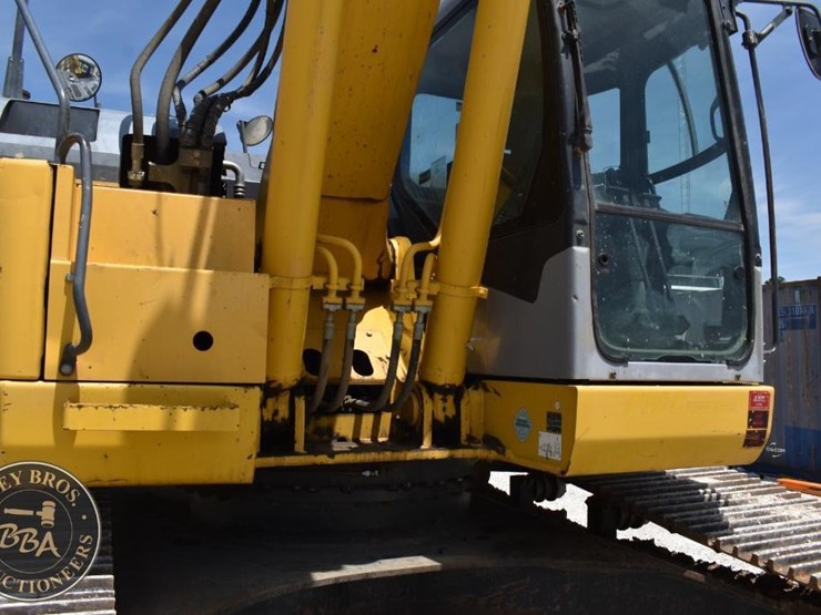 2015-komatsu-pc308us-lc-3e0-image-27