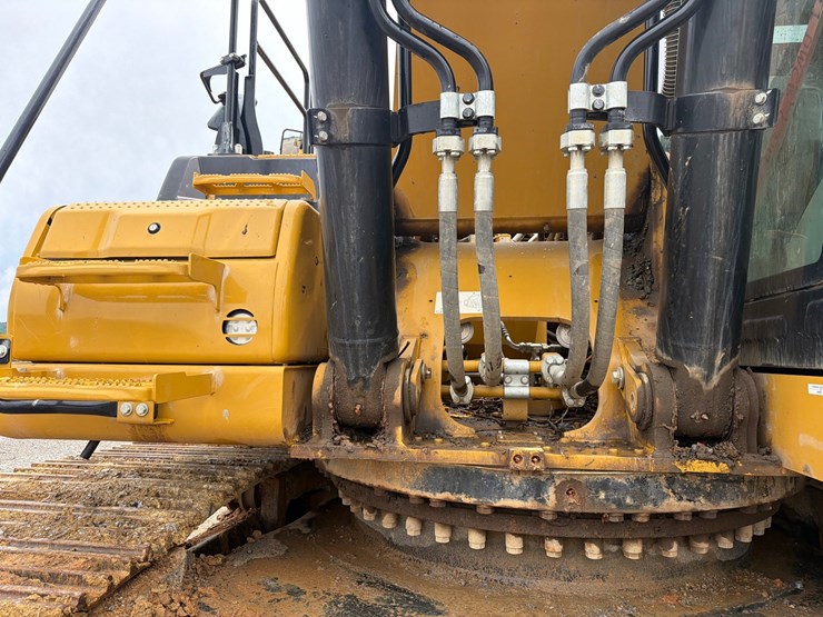 caterpillar-336-image-15
