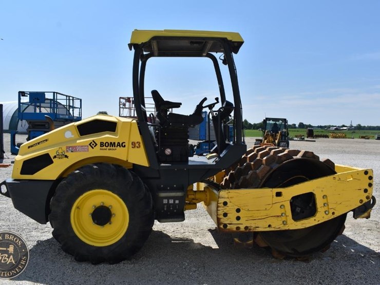 2017-bomag-bw177pdh-5-image-11