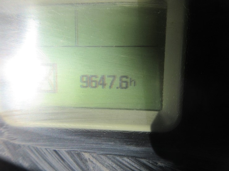 2013-caterpillar-420f-image-34