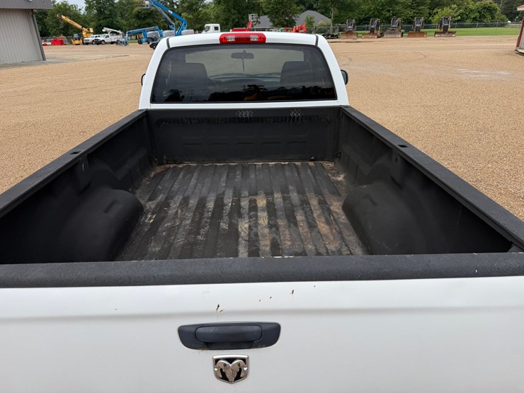 2009-dodge-ram-2500hd-image-5