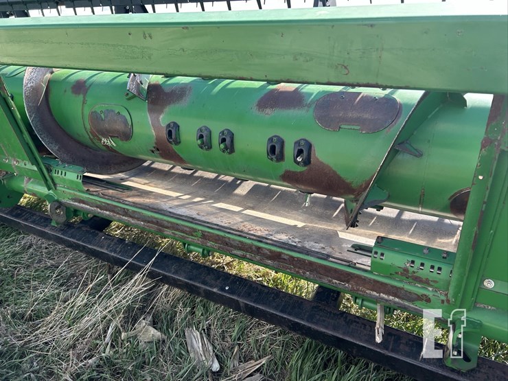 2007-john-deere-630f-image-11
