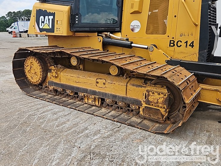 2017-caterpillar-d6k2-lgp-image-14