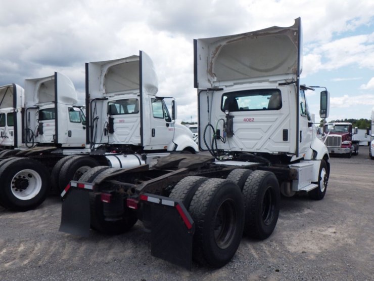 2016-international-prostar-image-8
