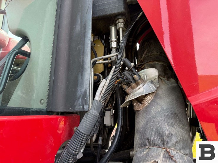 2014-case-ih-magnum-260-cvt-image-80