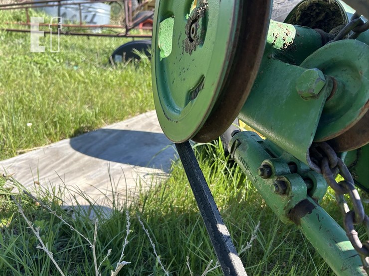 john-deere-450-image-12