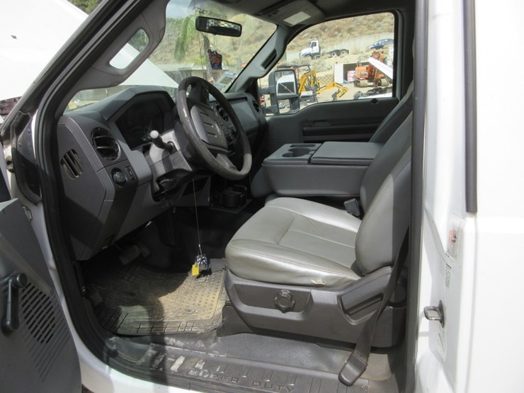 2011-ford-f550-xl-sd-image-6