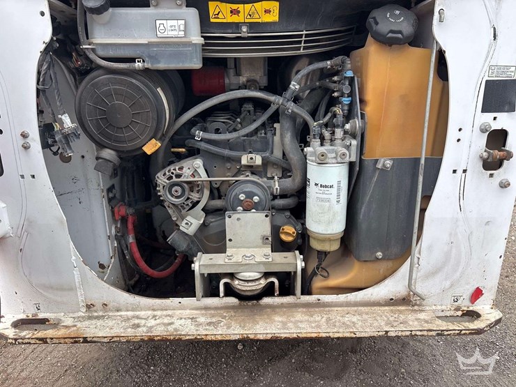 2021-bobcat-t64-image-18