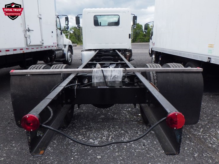 2019-hino-338-image-9