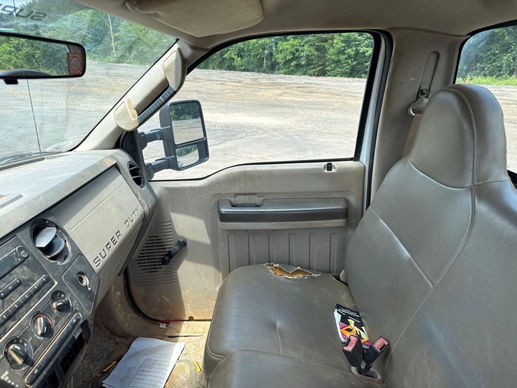 2008-ford-f550-xl-image-16
