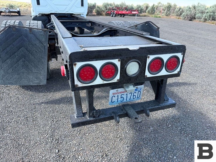 2006-international-durastar-4200-image-25