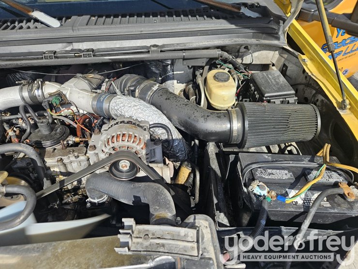 2000-ford-f450-image-15