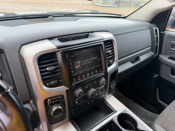 2015-dodge-ram-1500-image-10