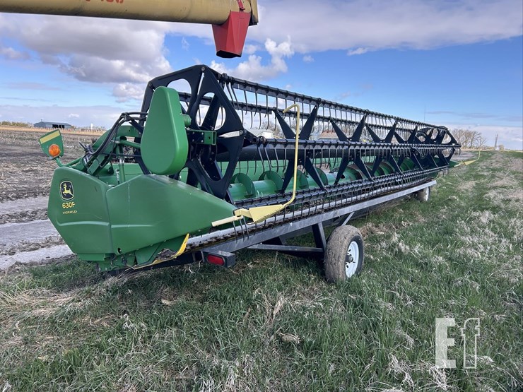 2007-john-deere-630f-image-1