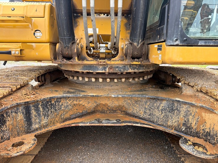 caterpillar-336-image-14
