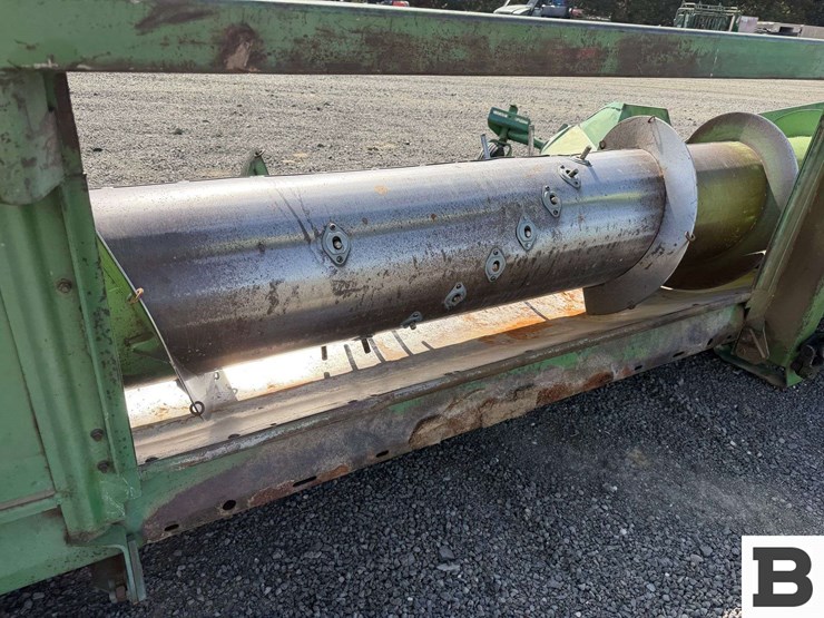john-deere-212-image-18